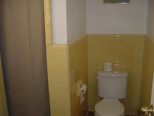 Fels Three Crown Motel image 6